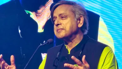 Photo of शशि थरूर ने ट्रंप पर साधा निशाना: ‘भारत को इस तरह कोई धमका नहीं सकता