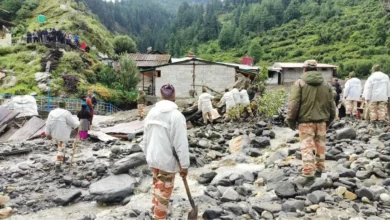 Photo of उत्तरकाशी में बादल फटने से अब तक 150 लोगों को बचाया गया; सीएम धामी ने स्थिति की समीक्षा की