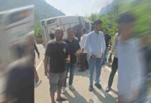 Photo of टिहरी हादसा: ऋषिकेश-चंबा-गंगोत्री हाईवे पर बस पलटी, दो की मौत; घनसाली के पास यात्रियों से भरी विश्वनाथ सेवा बस दुर्घटनाग्रस्त