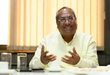 Photo of संजय निषाद का राहुल गांधी पर निशाना, नेपाल हिंसा पर चिंता; विदेशी सोशल मीडिया पर बैन की मांग