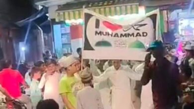 Photo of वाराणसी में ‘I Love Mohammad’ पोस्टर के साथ नाबालिगों का जुलूस, पुलिस ने दर्ज किया मुकदमा