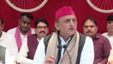 Photo of अखिलेश यादव का योगी सरकार पर हमला: ‘भाजपा ने भ्रष्टाचार के सारे रिकॉर्ड तोड़े, पीडीए की एकता से घबरा रही है’