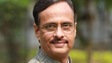 Photo of दिनेश शर्मा ने अखिलेश यादव पर साधा निशाना , कहा देश में नेपाल जैसी हिंसा चाहते है अखिलेश यादव