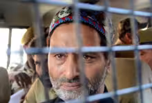 Photo of यासीन मलिक का दावा, पूर्व प्रधानमंत्री मनमोहन सिंह ने हाफिज सईद से मुलाकात के लिए उन्हें धन्यवाद दिया, नया विवाद खड़ा