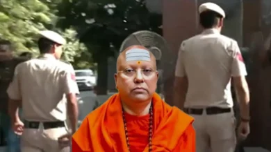 Photo of दिल्ली आश्रम के बाबा का वित्तीय घोटाला गहराया: 20 करोड़ रुपये समानांतर ट्रस्ट में डायवर्ट किए, बिना मंजूरी के संपत्तियां बेचीं
