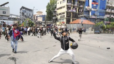 Photo of नेपाल विरोध प्रदर्शन: भारत की स्थिति पर कड़ी नज़र , अपने नागरिकों से सावधानी बरतने को कहा