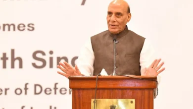 Photo of राजनाथ सिंह ने बताया कि भारत ने ट्रंप के टैरिफ पर तुरंत प्रतिक्रिया क्यों नहीं दी, कहा ‘हमने कोई प्रतिक्रिया नहीं दी