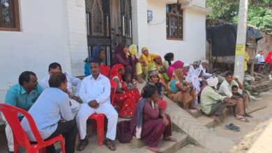 Photo of अयोध्या के बीकापुर में संदिग्ध मौत का साया: मामा-भांजे समेत तीन की मौत, परिवार में छाया शोक का माहौल