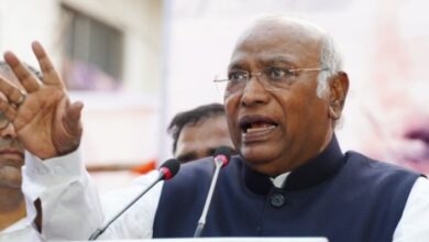 Photo of आरएसएस पर प्रतिबंध की मांग: खरगे ने कहा- मेरी निजी राय, कानून-व्यवस्था की समस्याएं भाजपा-आरएसएस से; पटेल के पत्र का हवाला देकर पीएम मोदी पर पलटवार