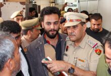 Photo of सांप के जहर मामले में ईडी की चार्जशीट में एल्विश यादव और फाजिलपुरिया पर मनी लॉन्ड्रिंग का आरोप