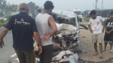 Photo of यूपी हादसा: मुजफ्फरनगर हाईवे पर कार का ट्रक से जोरदार टक्कर, अस्थि विसर्जन जाते परिवार के छह सदस्यों की दर्दनाक मौत