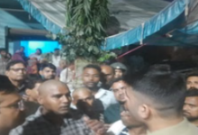 Photo of आगरा कार हादसा: 5 लोगों की मौत के 4 दिन बाद भी मुआवजे की आस अधूरी, परिजन सड़क पर उतरने को तैयार