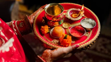 Photo of करवा चौथ 2025 चंद्रोदय समय : शुभ उत्सव के लिए क्या करें और क्या न करें