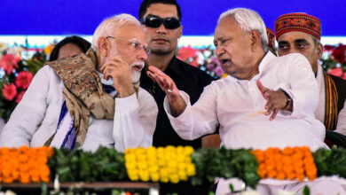 Photo of सीट बंटवारे पर अहम बैठक से पहले गिरिराज सिंह ने कहा, नीतीश कुमार ही एनडीए का चेहरा होंगे
