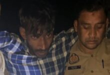 Photo of बरेली: पुलिस मुठभेड़ में गैंगस्टर दानिश गिरफ्तार, पैर में गोली लगने से घायल; 15 मुकदमों का आरोपी, तमंचा व कारतूस बरामद