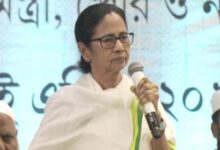 Photo of एसआईआर के दबाव में बीएलओ की आत्महत्या पर भड़कीं ममता: चुनाव आयोग से सवाल- और कितनी जानें जाएंगी?