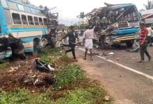 Photo of तमिलनाडु के तेनकासी में दो प्राइवेट बसों की आमने-सामने टक्कर से 6 की मौत, 50 से अधिक घायल; CM स्टालिन ने की तत्काल मदद के आदेश