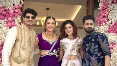 Photo of स्मृति मंधाना-पलाश मुच्छल की शादी टली: पिता की बीमारी के कारण अनिश्चितकाल के लिए स्थगित, पलक मुच्छल ने की निजता की अपील