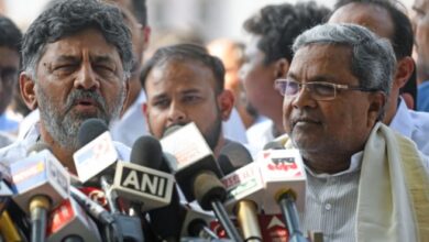Photo of हम साथ-साथ हैं: कर्नाटक सीएम विवाद पर सिद्धारमैया-शिवकुमार की एकजुटता, बोले- आलाकमान का फैसला मानेंगे, विपक्ष की अफवाहें बकवास
