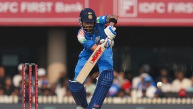 Photo of IND vs SA 1st ODI, Ranchi: विराट कोहली का जादू! मार्को जानसेन की गेंद पर डीप एक्स्ट्रा कवर में लगाया चौका, ठोका 52वां ODI शतक