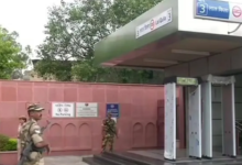 Photo of रेड फोर्ट कार ब्लास्ट: लाल किला मेट्रो स्टेशन के गेट बंद; जम्मू-कश्मीर के दो संदिग्धों का खुलासा