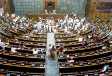 Photo of संसद शीतकालीन सत्र आज से शुरू, SIR और वायु प्रदूषण पर विपक्ष का हमला तय, तंबाकू उत्पादों पर टैक्स बिल पेश होगा; 19 दिसंबर तक चलेगा सत्र