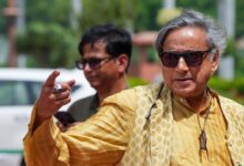 Photo of शशि थरूर ने फिर छोड़ी राहुल गांधी की बैठक, लगातार तीसरी अनुपस्थिति से कांग्रेस में बेचैनी; मोदी के प्रति नरम रुख पर सवाल