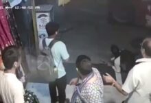 Photo of मुंबई: भांडुप में दर्दनाक हादसा, रिवर्स करते BEST बस ने कुचले राहगीर; 4 की मौत, 9 घायल