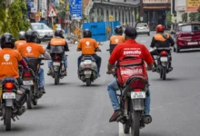 Photo of स्विगी, जोमैटो, जैप्टो और ब्लिंकइट वर्कर्स ने नए साल की पूर्व संध्या पर राष्ट्रव्यापी हड़ताल शुरू की