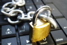 Photo of रूस ने एप्पल के फेसटाइम और स्नैपचैट कॉलिंग पर प्रतिबंध लगाया, इंटरनेट नियंत्रण कड़ा किया