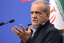 Photo of ईरान के राष्ट्रपति ने ट्रंप-नेतन्याहू की मुलाकात से पहले कहा, ‘पश्चिम के साथ पूर्ण पैमाने पर युद्ध