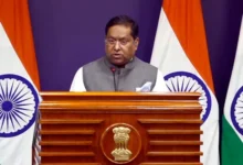 Photo of भारत ढाका में अल्पसंख्यकों के खिलाफ हिंसा की निंदा करता है और बांग्लादेश में निष्पक्ष चुनावों का समर्थन करता है :MEA