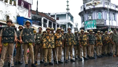 Photo of राजस्थान: जयपुर के चोमू में मस्जिद के बाहर से पत्थर हटाने को लेकर हिंसा भड़की; इंटरनेट सेवा निलंबित