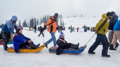 Photo of ठंडा नया साल: उत्तर भारत कांप रहा, कश्मीर में बर्फ की चादर, मुंबई में बारिश