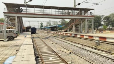 Photo of बहराइच-जरवल रोड रेल लाइन: 530 करोड़ की लागत से 62 गांवों में भूमि अधिग्रहण शुरू, लखनऊ कनेक्टिविटी होगी मजबूत