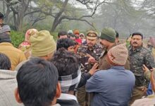Photo of मेरठ: दुष्कर्म पीड़िता की मौत, गांव सील, मीडिया प्रवेश पर रोक