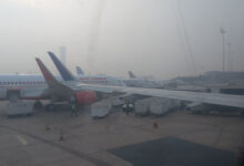 Photo of दिल्ली में घने कोहरे के कारण स्पाइसजेट की कई उड़ानें रद्द हुईं और कई ट्रेनें विलंबित हुईं