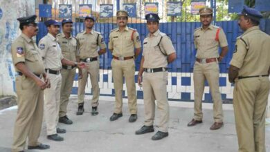 Photo of हैदराबाद की एसबीआई कोटी शाखा में हथियार के बल पर डकैती, दिनदहाड़े नकदी लूटी गई