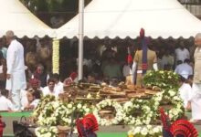 Photo of अजित पवार का बारामती में पूर्ण राजकीय सम्मान के साथ अंतिम संस्कार: लाखों समर्थकों ने दी अंतिम विदाई