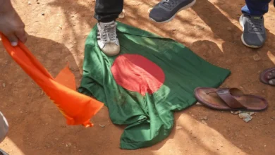 Photo of बांग्लादेश: चुनाव से पहले अल्पसंख्यकों पर बढ़ते हमलों के बीच नरसिंगदी में एक हिंदू युवक को जिंदा जला दिया गया