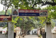 Photo of हरदोई में एक व्यक्ति ने पत्नी की हत्या कर पुलिस स्टेशन में आत्मसमर्पण किया