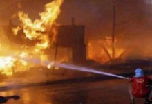 Photo of मुंबई: गोरेगांव इलाके में एक रिहायशी इमारत में भीषण आग लगने से तीन लोगों की मौत