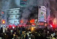 Photo of पाकिस्तान के कराची में एक शॉपिंग मॉल में लगी भीषण आग में मरने वालों की संख्या बढ़कर 14 हो गई