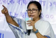 Photo of ममता बनर्जी की गुपचुप एंट्री :ईडी ने कोलकाता में आई-पीएसी कार्यालय और निदेशक के आवास पर छापा मारा