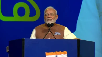 Photo of प्रधानमंत्री मोदी ने रोजगार मेले में नव नियुक्त युवाओं को 61,000 नियुक्ति पत्र सौंपे