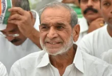 Photo of 1984 सिख विरोधी दंगे: दिल्ली की अदालत ने जनकपुरी, विकासपुरी हिंसा मामले में सज्जन कुमार को बरी कर दिया