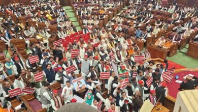 Photo of विपक्ष के हंगामे के बीच राज्यपाल का अभिभाषण: UP बजट सत्र शुरू, गूंजे ‘गो-बैक’ नारे