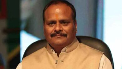 Photo of ब्रजेश पाठक का विपक्ष पर तीखा हमला: वंदे मातरम पर तुष्टीकरण की राजनीति, 2027 में BJP की प्रचंड जीत का दावा