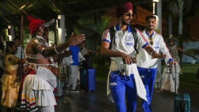 Photo of अर्शदीप सिंह का ‘रहमान डकैत’ अंदाज: भारत-पाकिस्तान मैच से पहले कोलंबो में मचाया धमाल