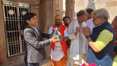 Photo of महाशिवरात्रि पर श्री काशी विश्वनाथ मंदिर न्यास की अनूठी पहल: 62 तीर्थों से पावन भेंट, वैश्विक आध्यात्मिक एकता का संदेश
